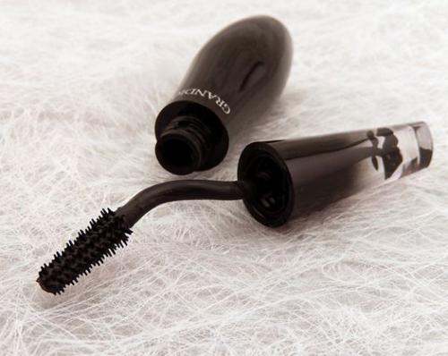 Чем смывать водостойкую тушь. Как смыть водостойкую тушь? 06 Чем смывать водостойкую тушь. Как смыть водостойкую тушь? 06