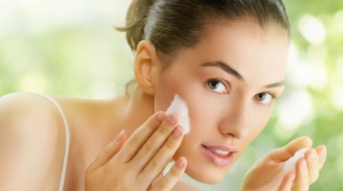 Маска для глубокого увлажнения лица в домашних условиях. Увлажняющая маска для лица в домашних условиях