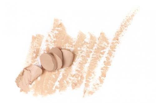 Пудра заменяющая тональный крем. Чем заменить тональный крем летом?