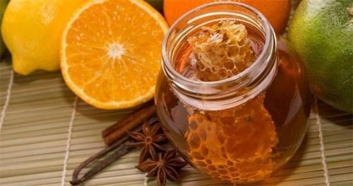 Отбеливающая маска с корицей. Рецепты масок на основе корицы для осветления волос