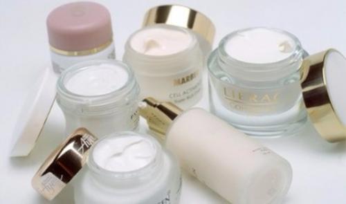 Питательный крем для жирной кожи. Какими свойства обязательно должны быть у крема для проблемной кожи лица?