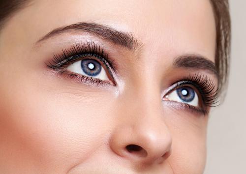 Тени для голубых глаз 2019. Выбираем косметику