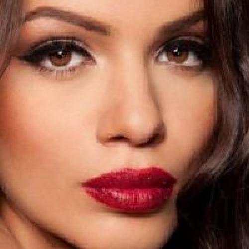 Брюнеткам с карими глазами макияж. Макияж для брюнеток с карими глазами