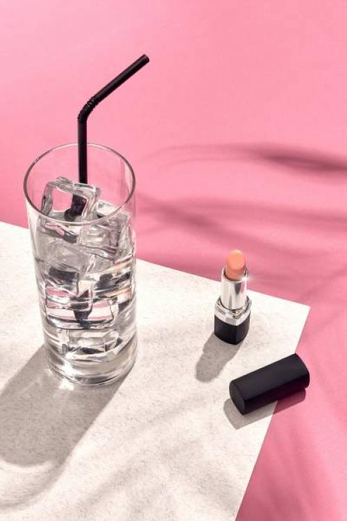 Срок годности помады. Губная гармония: как правильно хранить помаду