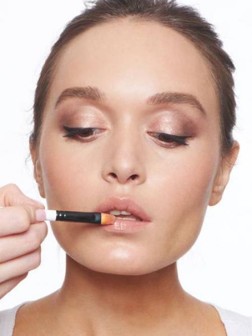 Цвет теней для карих глаз и темных волос. Макияж для смуглой кожи и карих глаз