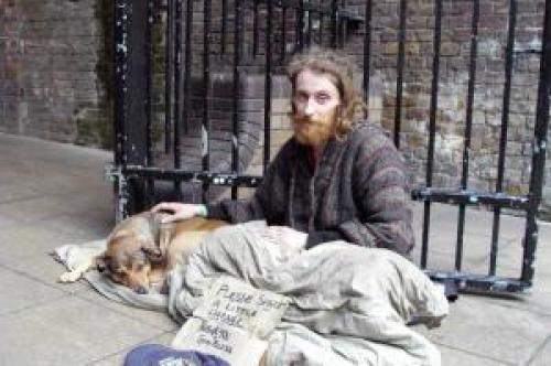 Макияж для брюнеток с голубыми глазами. Брюнетки с голубыми глазами: секреты макияжа