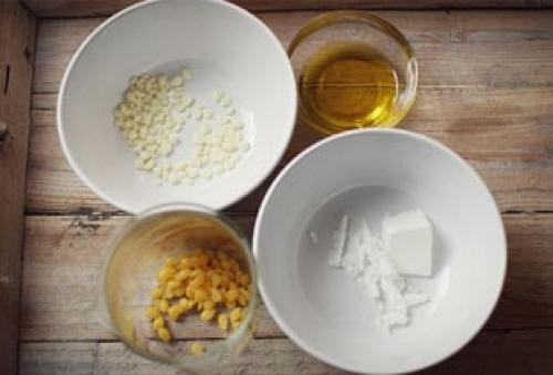 Как сделать помаду из подручных средств. 4 прекрасных рецепта губной помады в домашних условиях