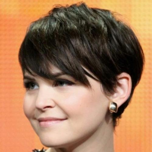 Круглое лицо, что делать. Подходящие стрижки