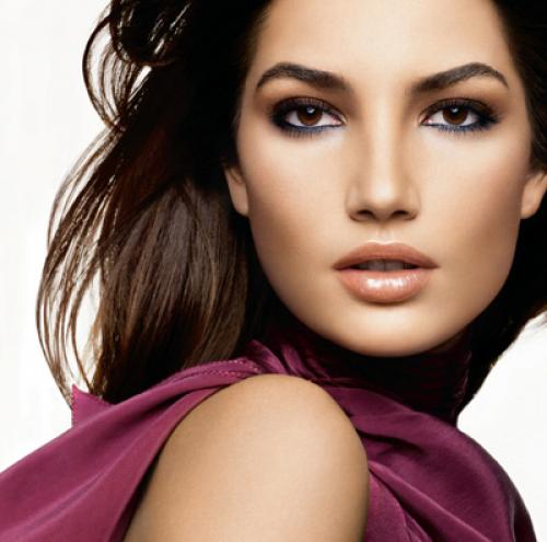 Макияж для круглого лица и карих глаз. Макияж для круглого лица с карими глазами