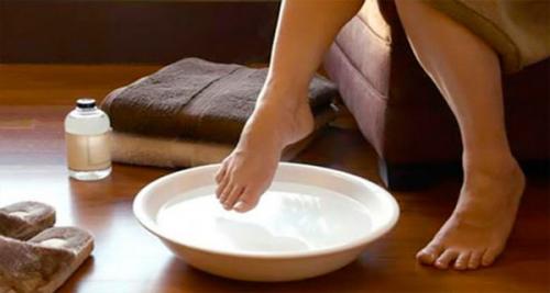 Почему болят ноги после долгого сидения. Что значит сакродиния? 01