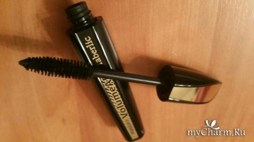 Тушь для ресниц «Искусство объема». Faberlic / Тушь для ресниц Mascara Volume art Тушь для ресниц «Искусство объема» от Faberlic для выразительных глаз