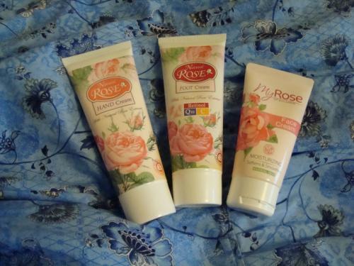 Крем для лица в банке роза. Косметика с розой - новинки и проверенные любимчики 04