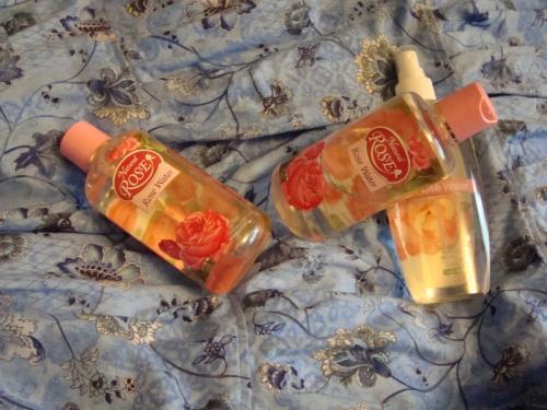 Крем для лица в банке роза. Косметика с розой - новинки и проверенные любимчики 01