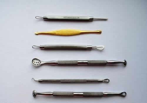 Удаление огромных черных точек. Что такое комедоны 01