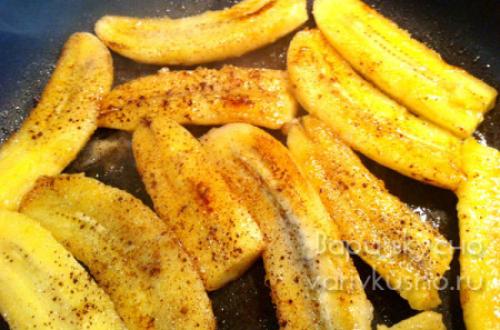 Жареные бананы с корицей по-восточному: 3 рецепта