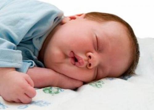 Вскипятить банан и выпить на ночь для похудения. Потрясающе! Вскипятив банан и выпив эту воду перед сном – вы заснете, как младенец!