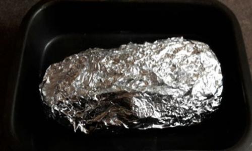 Домашняя буженина из свинины в духовке. Как приготовить буженину в фольге в духовке из свинины в домашних условиях