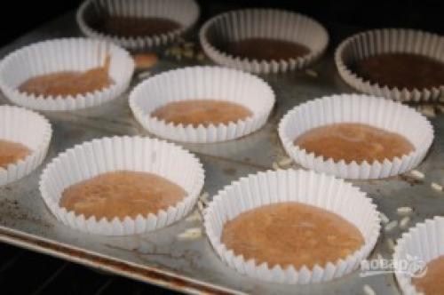 Маффины с бананом и корицей. Банановые маффины с корицей