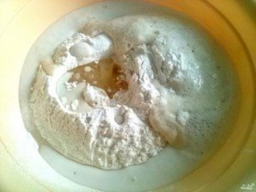 Дрожжевое тесто рецепт. Простое дрожжевое тесто