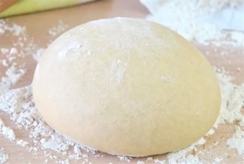 Дрожжевое тесто для пиццы. Быстрый способ приготовления теста для пиццы на сухих дрожжах, воде