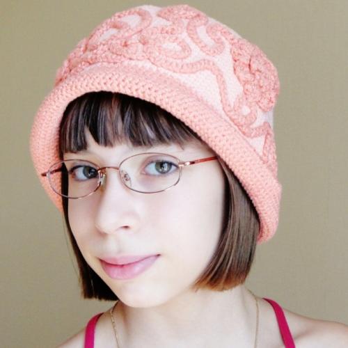 Осенние шапки для женщин о.  Основные моменты при выборе осенней шапки женщинами от 40 лет 21