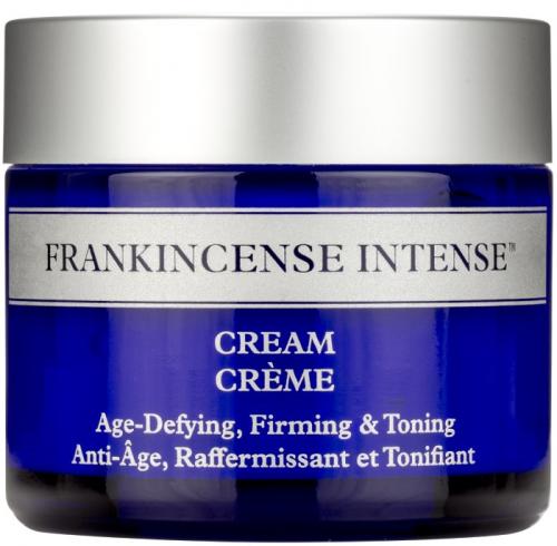 Витамины при сухости и шелушении кожи. Косметические средства для сухой кожи лица