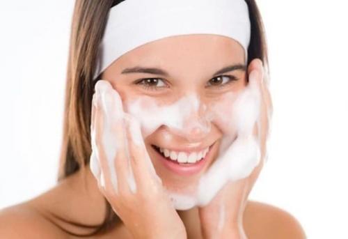 Как убрать черные точки на носу у подростка в домашних условиях