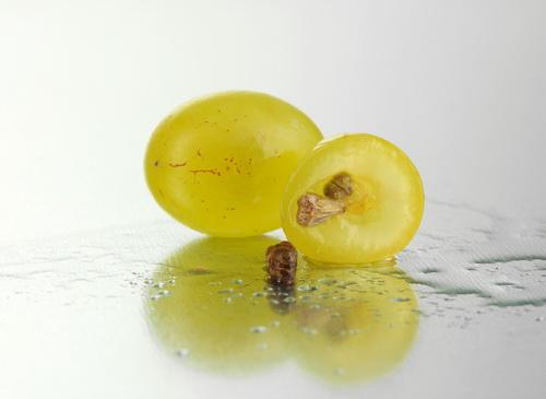 Маска из винограда в домашних условиях. Виноградная маска для лица: как действует, как применять, как готовить