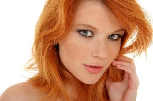 Тени для голубых глаз и рыжих волос. Особенности удачного мейк-апа