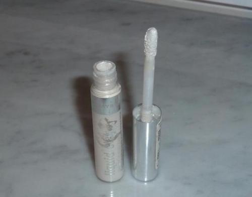 Срок годности теней для век. Какой срок годности у теней для век