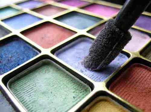 Срок годности теней для век. Какой срок годности у теней для век