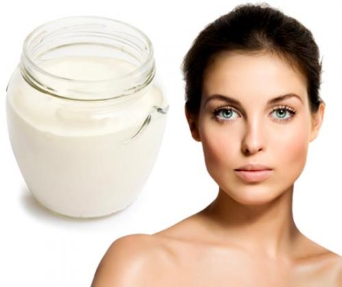 Маска для лица желток и сметана. Маски со сметаной: идеальное домашнее косметическое средство