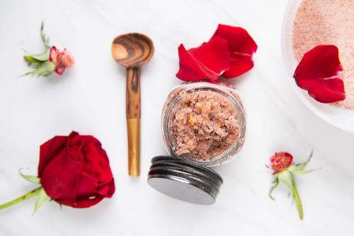 Скраб из морской соли и кокосового масла. Домашний скраб для тела с кокосовым маслом и солью «Роза и Мейер»