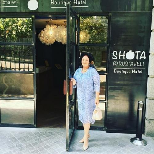 Лариса Гузеева сын. Сын Ларисы Гузеевой сыграл свадьбу