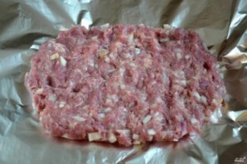 Как приготовить мясной рулет из фарша с яйцом в духовке рецепт. Мясной рулет с яйцом в духовке