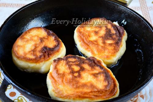 Пышные оладьи на ряженке