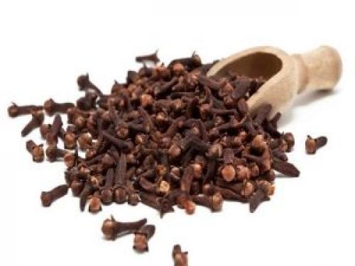 Настойка коньяка с гвоздикой. Настойка гвоздики