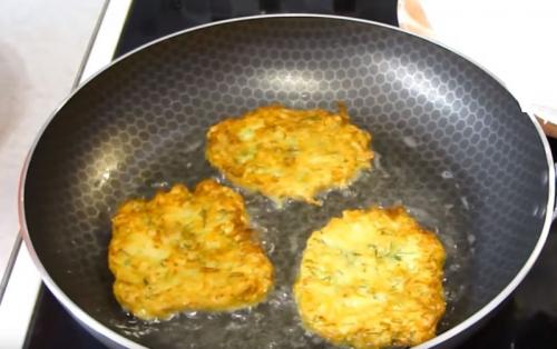Вкусные оладьи из кабачков. Как приготовить пышные оладьи из кабачков быстро и вкусно