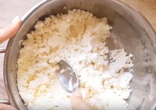 Рецепт творожники из творога. Творожные сырники без яиц — пошаговый рецепт с фотографиями