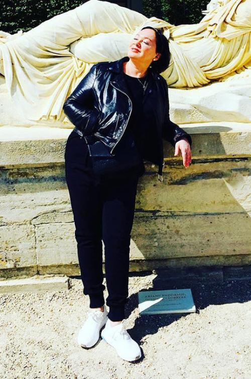 Цветотип Ларисы Гузеевой. Жестокий романс: как одевается Лариса Гузеева