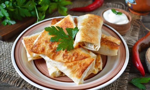 Закуска из лаваша с сыром. Лаваш с сыром