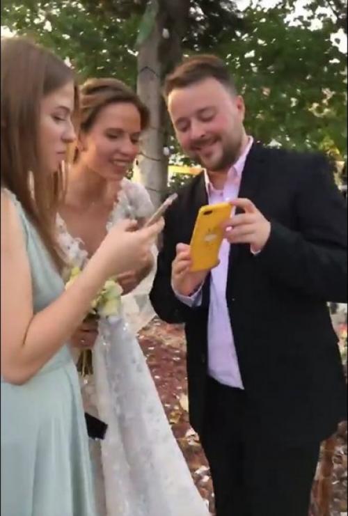 Лариса Гузеева сын. Сын Ларисы Гузеевой сыграл свадьбу