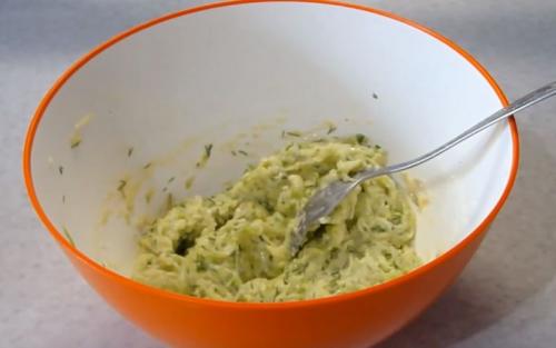 Вкусные оладьи из кабачков. Как приготовить пышные оладьи из кабачков быстро и вкусно