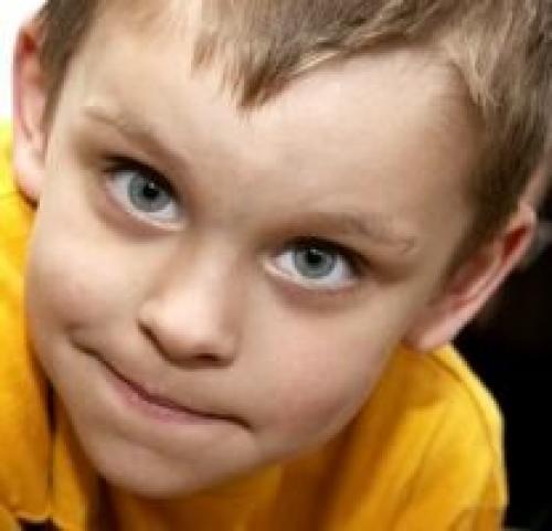 Темные круги под глазами у ребенка: причины