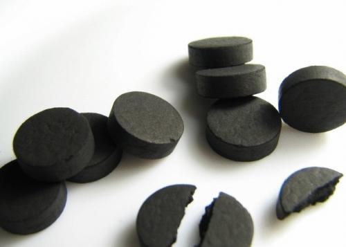 Маска для лица из желатина и активированного угля способ приготовления. Маска из активированного угля и желатина для очищения пор (рецепт)