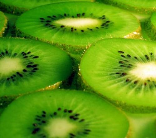 Маска из киви сколько держать. Киви: маски для лица, лучшие рецепты