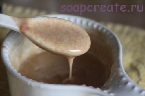 Крем-скраб для лица. Питательный крем-скраб для лица