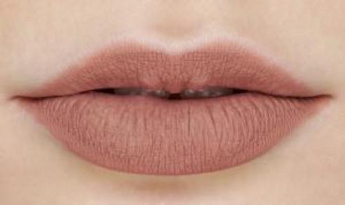 Нюдовый блеск для губ. Тест-драйв: лучшие нюдовые помады и блески для губ