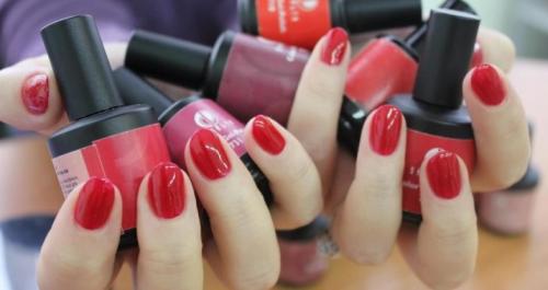 Как убрать в домашних условиях гель с ногтей. Как снять гель-лак специальной жидкостью 07 Как убрать в домашних условиях гель с ногтей. Как снять гель-лак специальной жидкостью 07