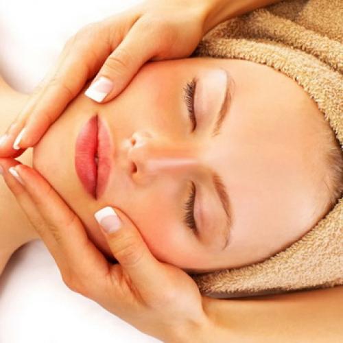 Жирная кожа лица народные средства. Уход за жирной кожей лица народными средствами